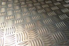 LAM. ESTRIADA 1.00 x 2.40 x 3mm: