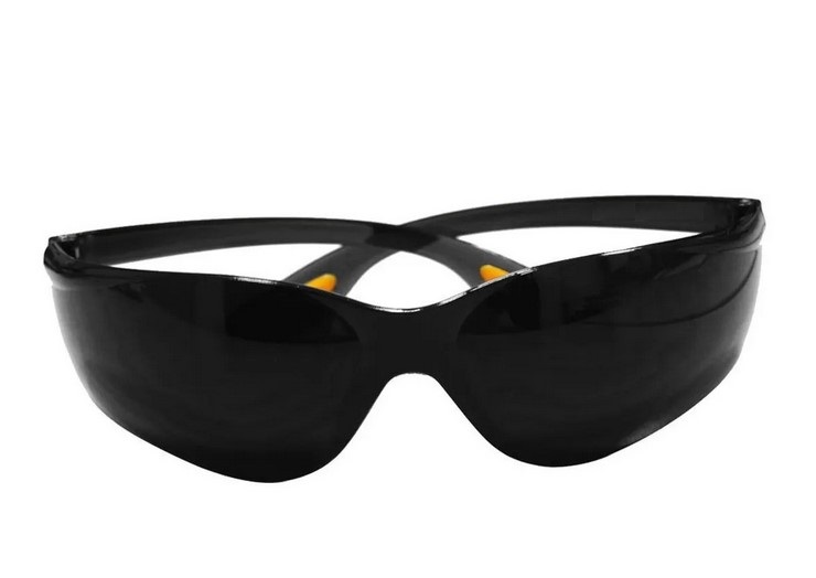 LENTE SEGUR ECONOMICO OSCURO 7H330-L: