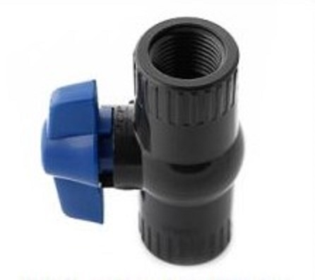 [020261] LLAVE DE BOLA PLASTICA 1/2" ROSCADA: